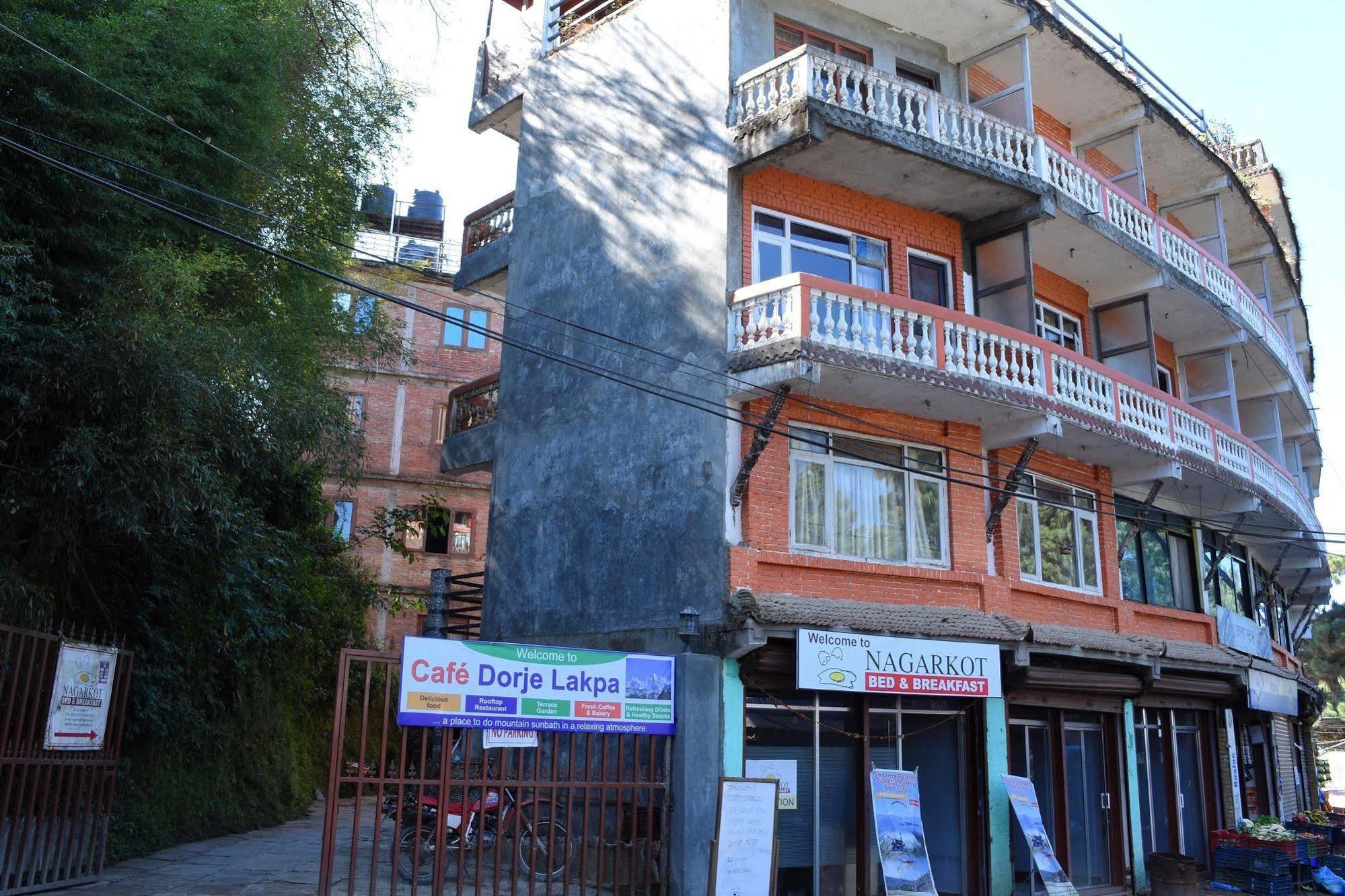 Langtang View Nagarkot Bed And Breakfast Exterior foto