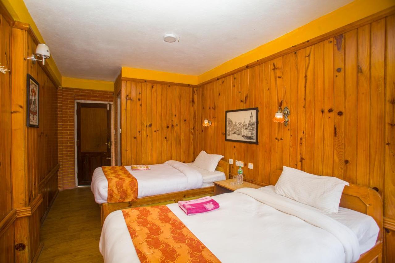 Langtang View Nagarkot Bed And Breakfast Exterior foto