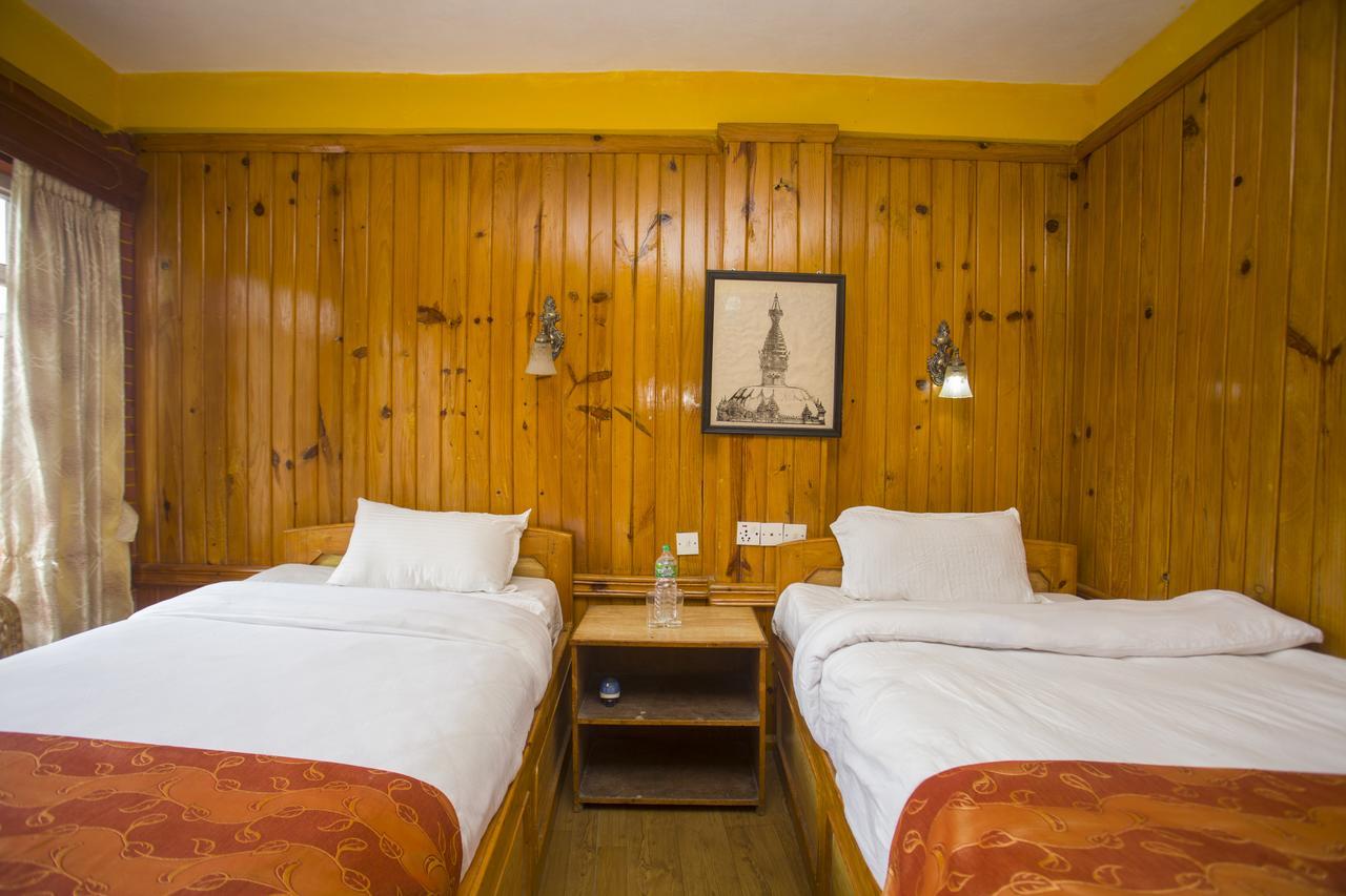 Langtang View Nagarkot Bed And Breakfast Exterior foto